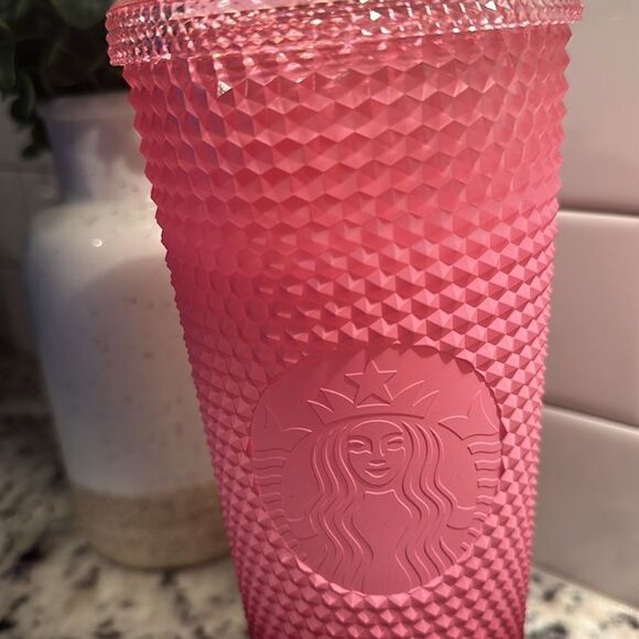 Starbucks Christmas Gradient Pink 24 oz Venti Diamond Studded Cup - Picture 2 of 3